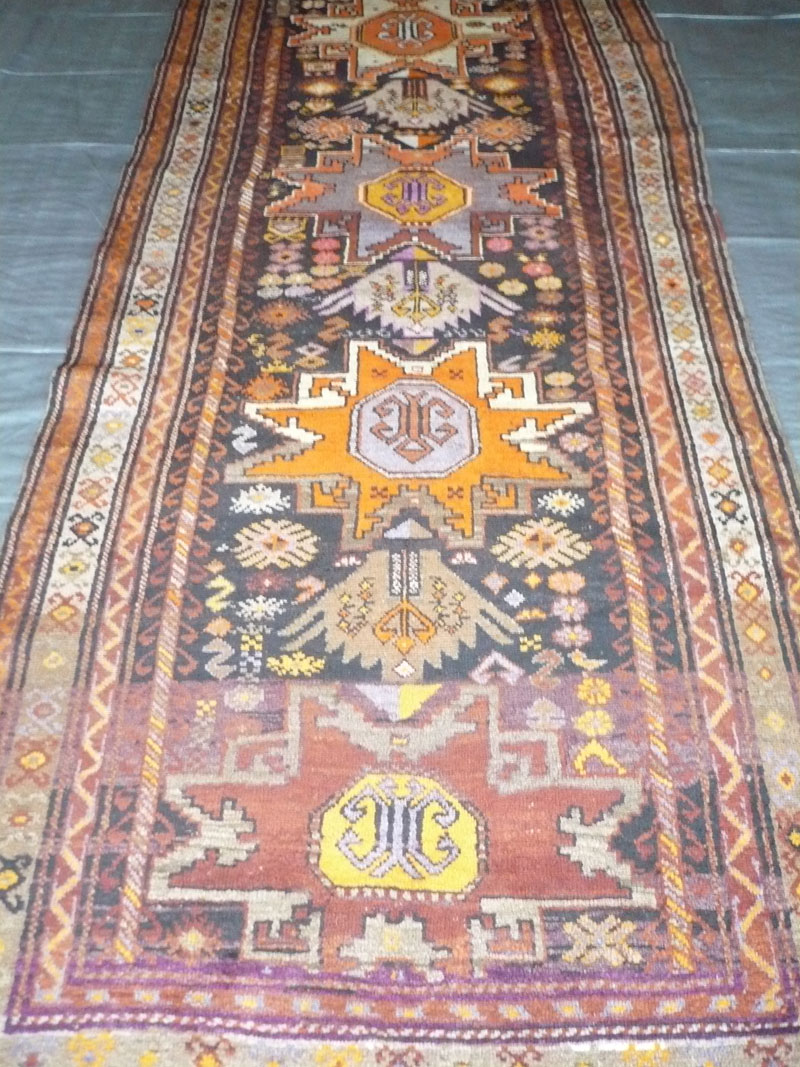 Traditional patterned rug available for sale, item 5